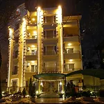 Otel Meg-lozenetz 3*