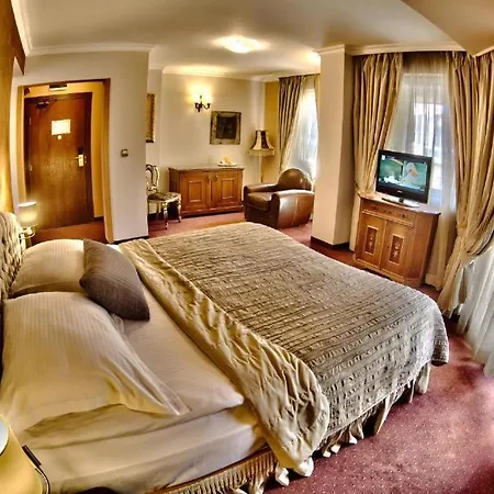 Hotel Meg-lozenetz 3*