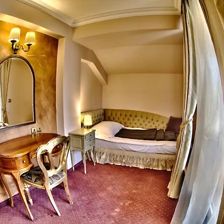 فندق Meg-lozenetz