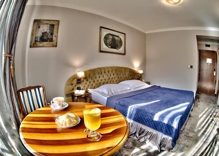 Meg-lozenetz ソフィア