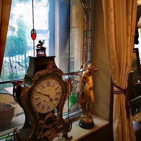 Ξενοδοχείο Meg-lozenetz 3*