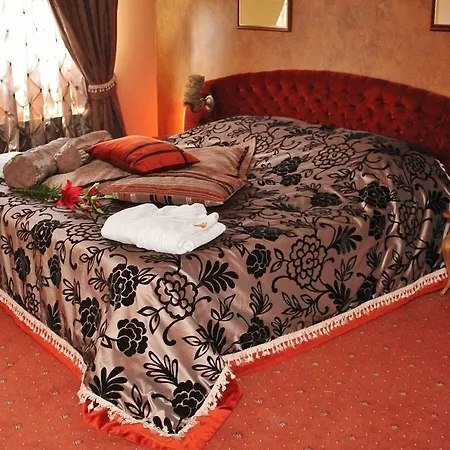 Meg-lozenetz Otel