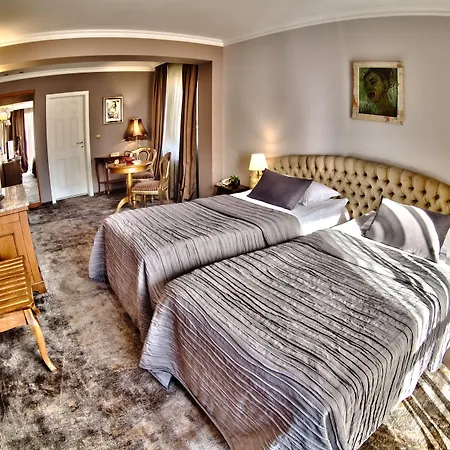 Hotel Meg-lozenetz Sófia
